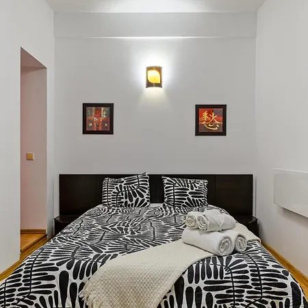 Guest - 13 Bucharest